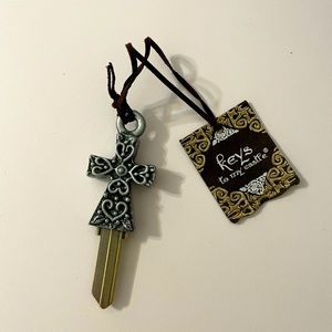 Hand crafted Key by ‘Keys to my Castle’ collection.